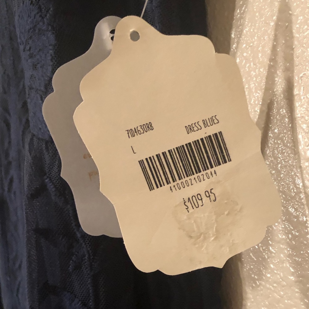 NWOT Navy Altar’d State Haltered Lace Maxi Dress - Picture 11 of 11